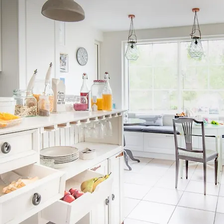 Bed & Breakfast Jokivarsi 3*