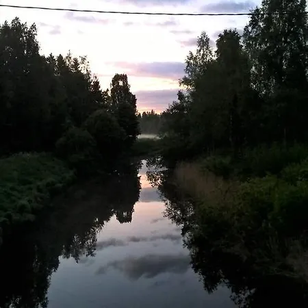 Jokivarsi Bed & Breakfast Vantaa
