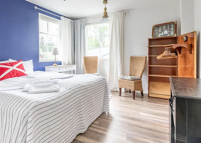 Bed & Breakfast Jokivarsi 3*